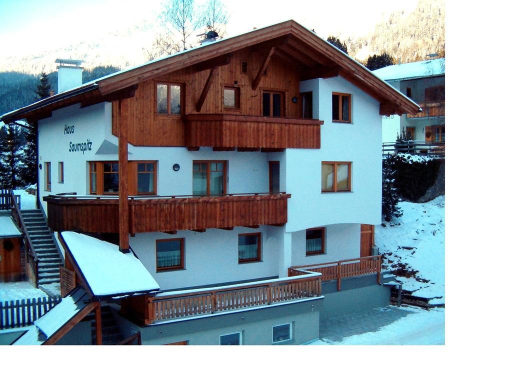 Haus Saumspitz Apartment Sankt Anton am Arlberg Bagian luar foto
